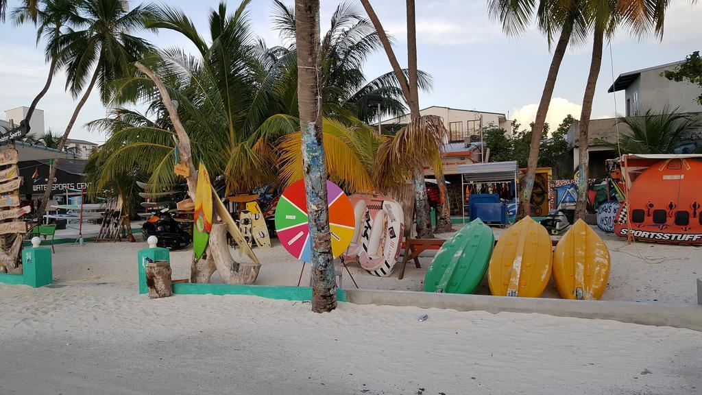 Maafushi View Hotel Exterior photo